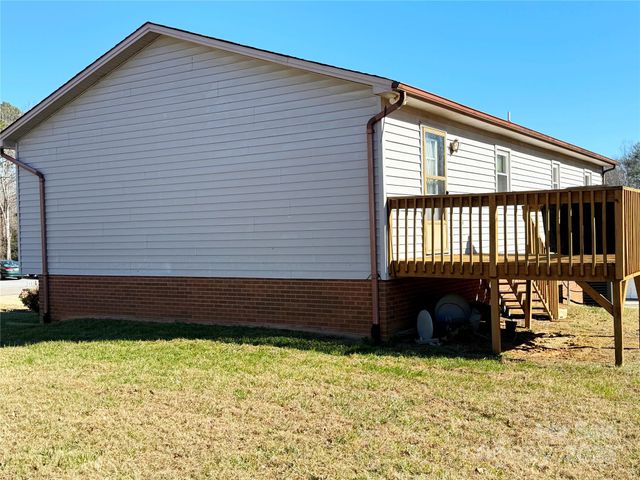 4679 Mayfield Drive, Granite Falls, NC 28630