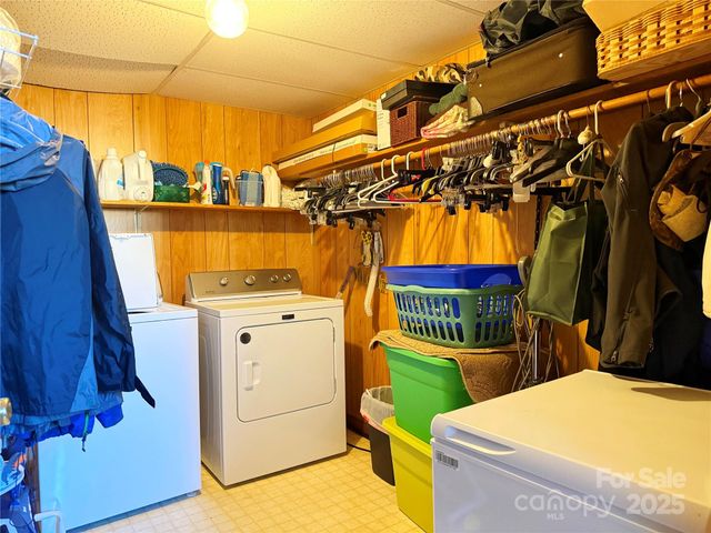 4679 Mayfield Drive, Granite Falls, NC 28630