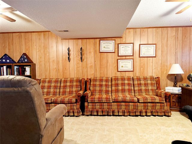 4679 Mayfield Drive, Granite Falls, NC 28630