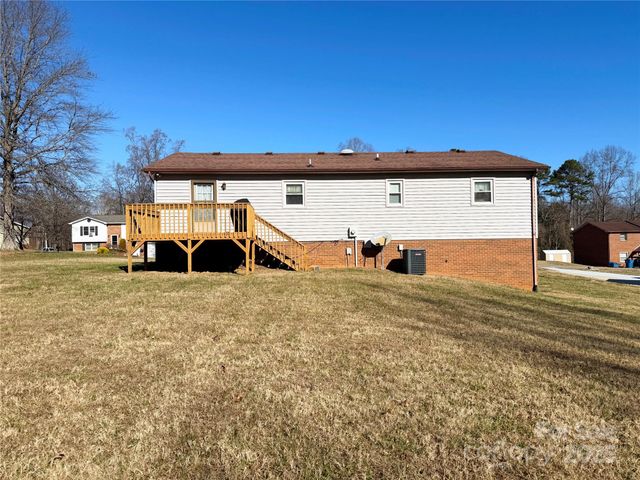 4679 Mayfield Drive, Granite Falls, NC 28630