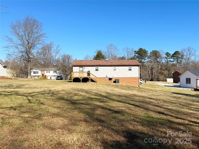 4679 Mayfield Drive, Granite Falls, NC 28630