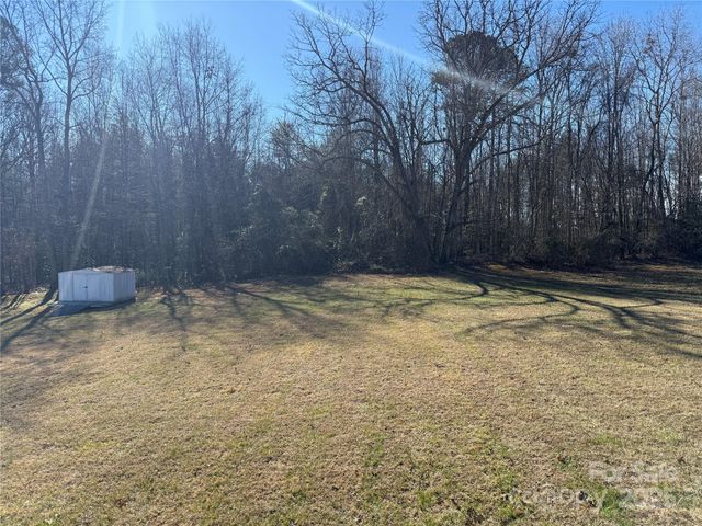 4679 Mayfield Drive, Granite Falls, NC 28630