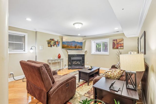 5859 N Glenwood Avenue G, Chicago, IL 60660