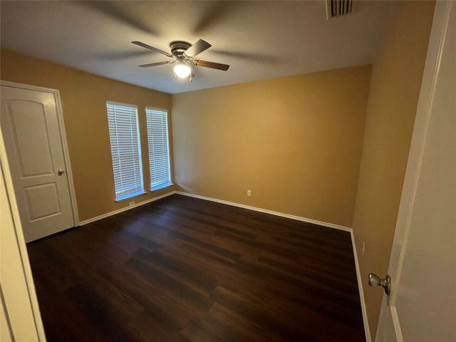 608 Coolwood Lane, Mesquite, TX 75149