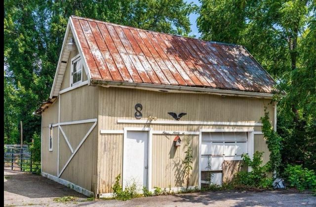 1992 Harrisburg Pike, Grove City, OH 43123