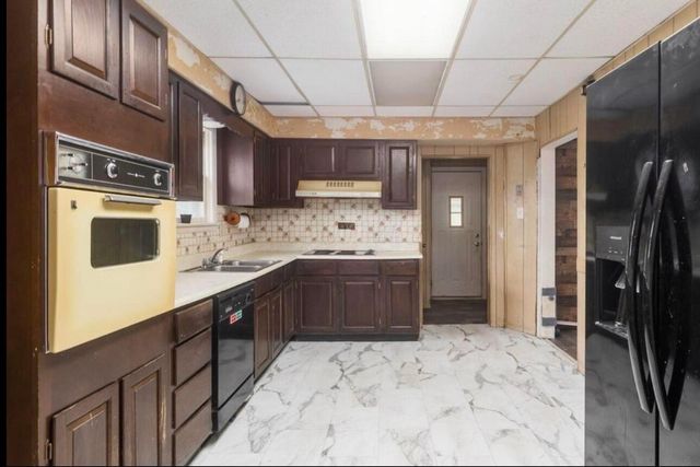 1992 Harrisburg Pike, Grove City, OH 43123