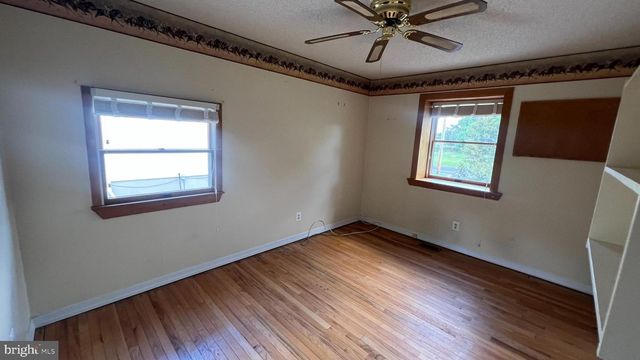 2319 STATE ST, Atco, NJ 08004