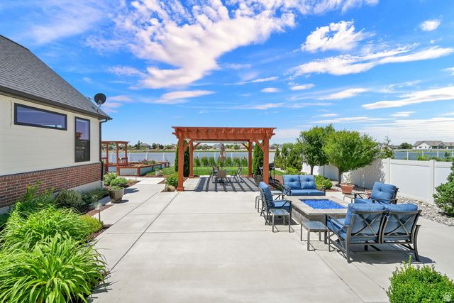 151 N WELDEN WAY, Layton, UT 84041