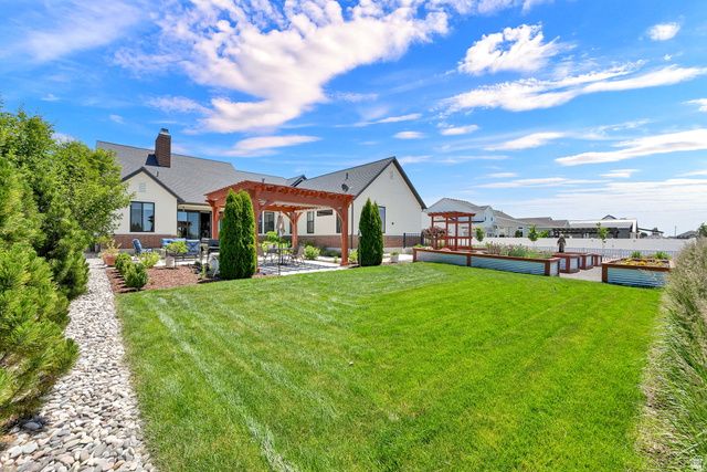 151 N WELDEN WAY, Layton, UT 84041