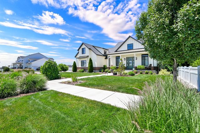 151 N WELDEN WAY, Layton, UT 84041