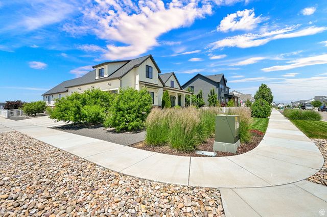 151 N WELDEN WAY, Layton, UT 84041