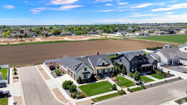 151 N WELDEN WAY, Layton, UT 84041