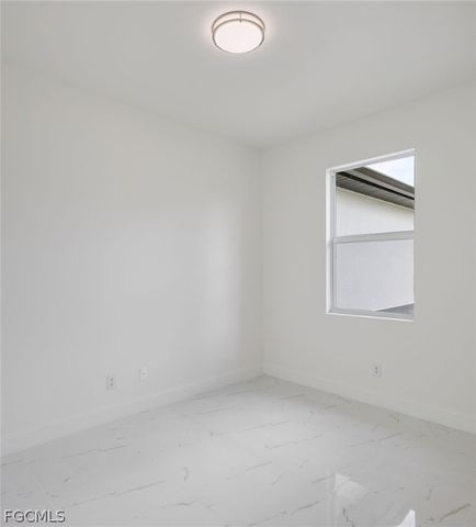 3318 26th ST W, Lehigh Acres, FL 33971