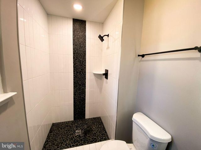 6018 WOODLAND LN, Clinton, MD 20735