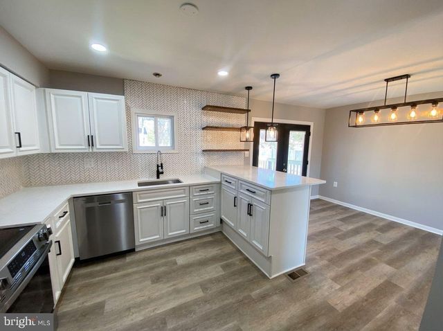 6018 WOODLAND LN, Clinton, MD 20735