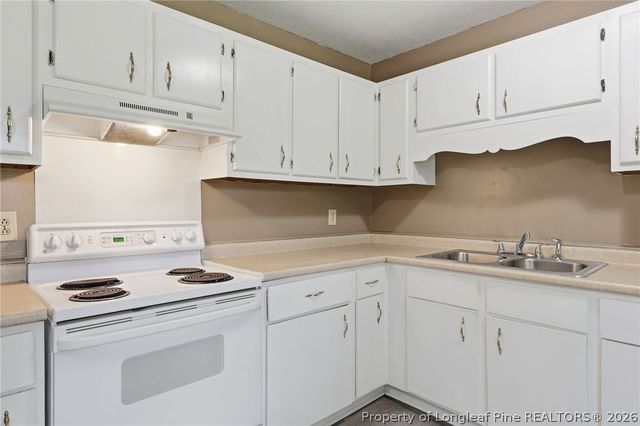 6514 Cissna Drive, Fayetteville, NC 28303