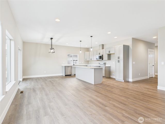 2470 Noah Street SE, East Wenatchee, WA 98802