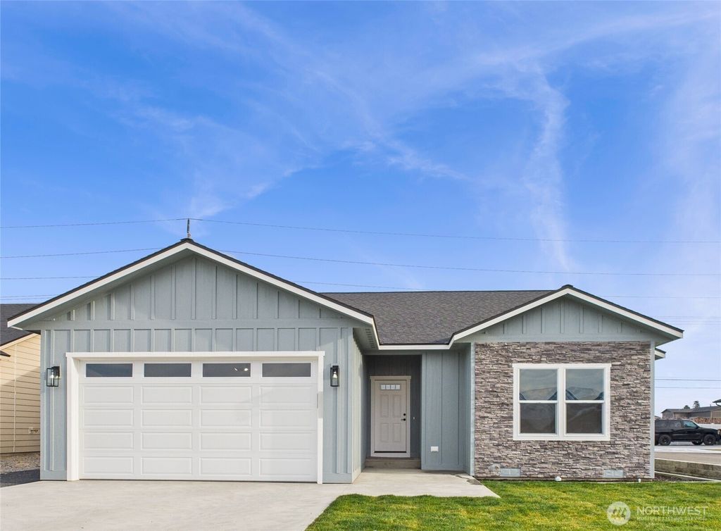 2470 Noah Street SE, East Wenatchee, WA 98802