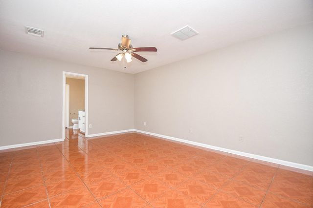 2926 Yearling Colt Court, Houston, TX 77038