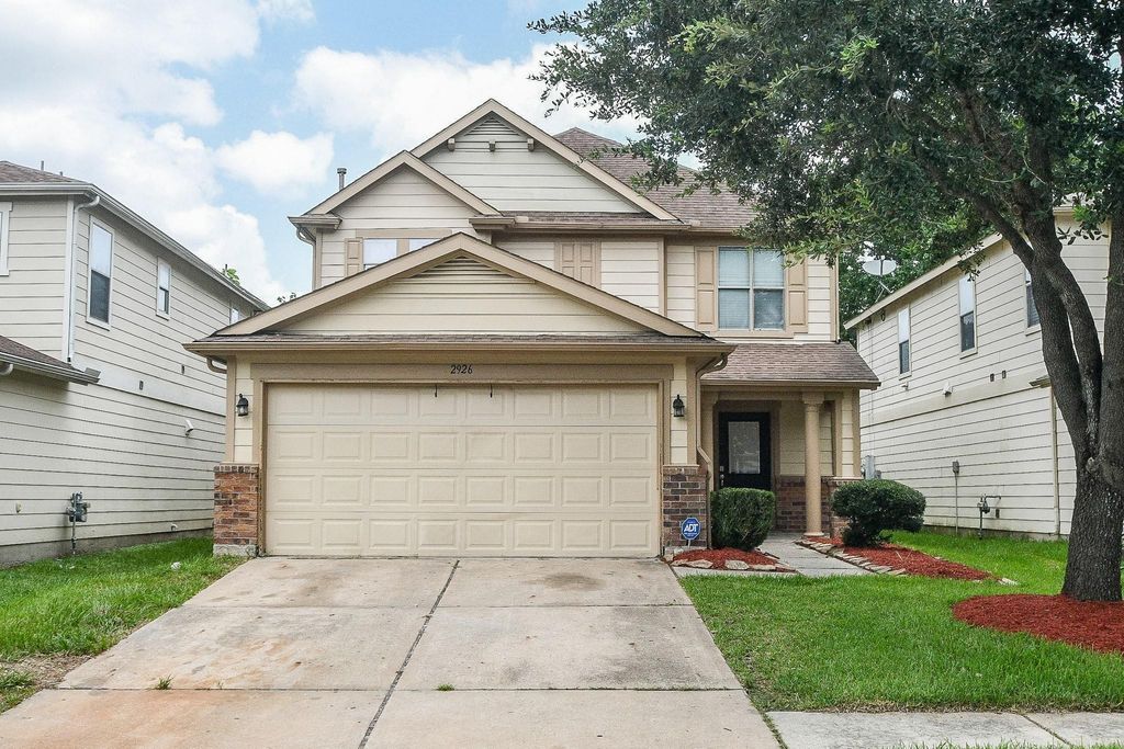 2926 Yearling Colt Court, Houston, TX 77038