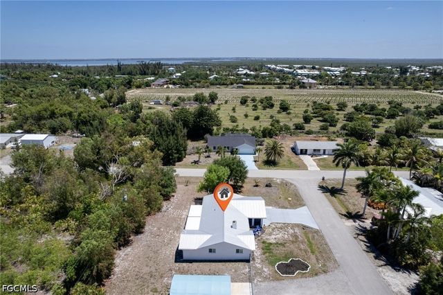 5776 Trout RD, Bokeelia, FL 33922