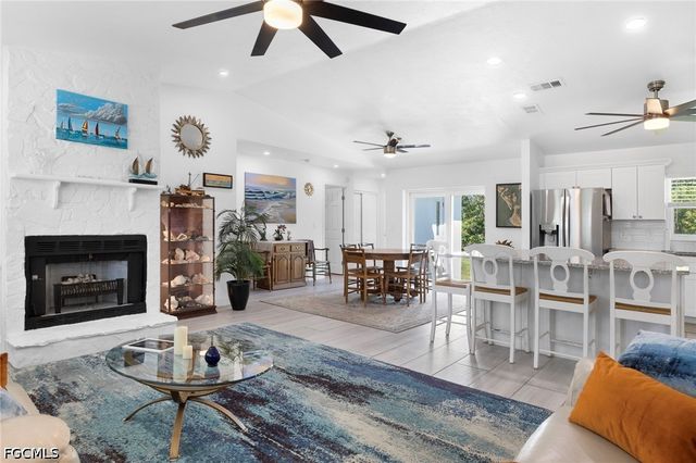 5776 Trout RD, Bokeelia, FL 33922