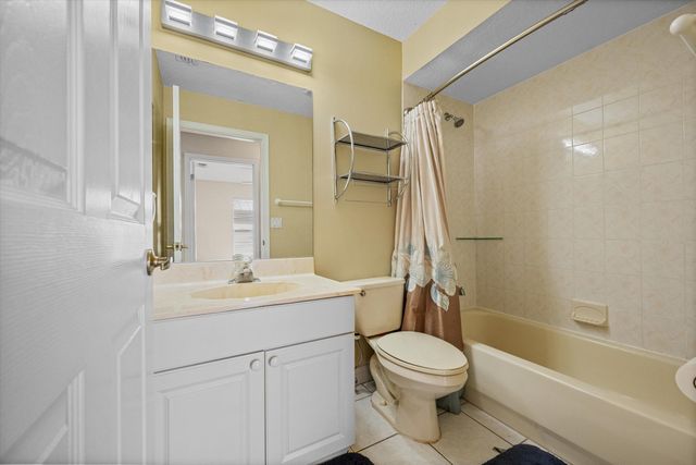 115 Silver Bell Crescent, Royal Palm Beach, FL 33411