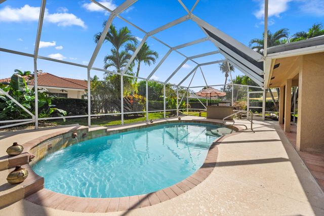 115 Silver Bell Crescent, Royal Palm Beach, FL 33411