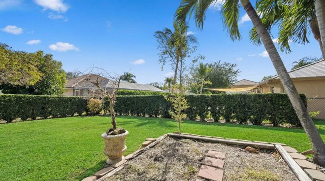 115 Silver Bell Crescent, Royal Palm Beach, FL 33411