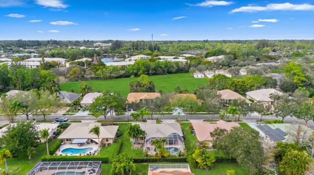 115 Silver Bell Crescent, Royal Palm Beach, FL 33411