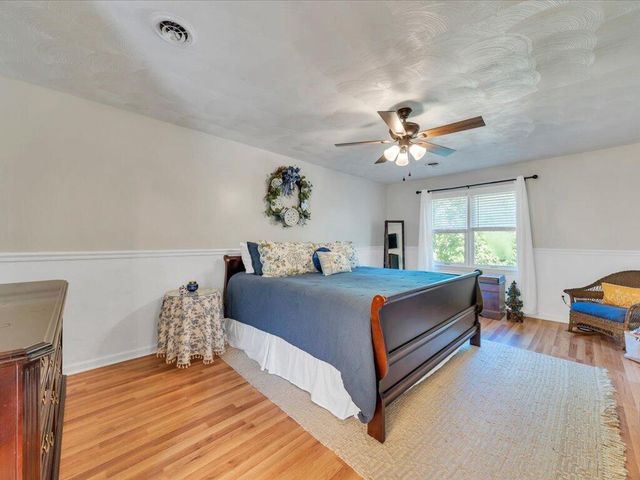 65 Sandalwood DR, Bassett, VA 24055