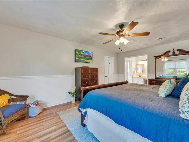 65 Sandalwood DR, Bassett, VA 24055
