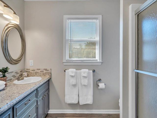 65 Sandalwood DR, Bassett, VA 24055