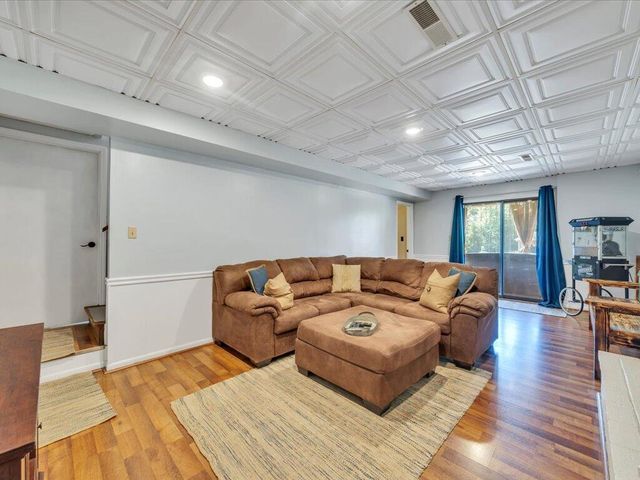 65 Sandalwood DR, Bassett, VA 24055