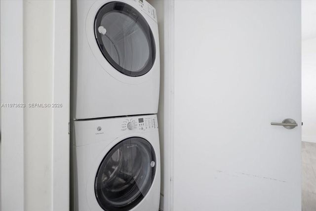 2900 NE 7th Ave 3004, Miami, FL 33137