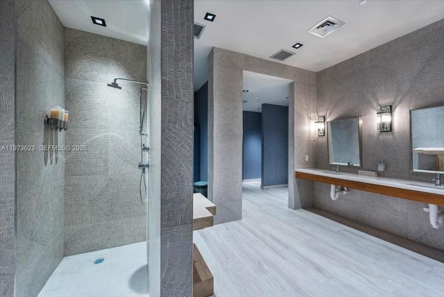 2900 NE 7th Ave 3004, Miami, FL 33137