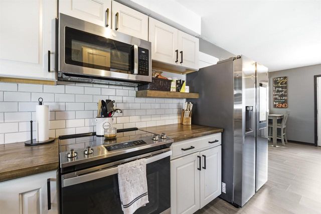 N6309 LAKE DRIVE, Shawano, WI 54166