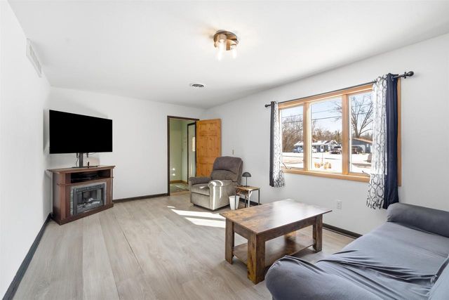 N6309 LAKE DRIVE, Shawano, WI 54166