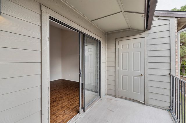 5335 Bent Tree Forest Drive 288, Dallas, TX 75248