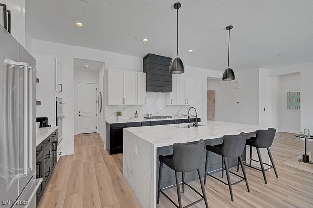 337 Meadow Brush Place, Henderson, NV 89011