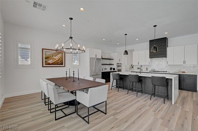 337 Meadow Brush Place, Henderson, NV 89011