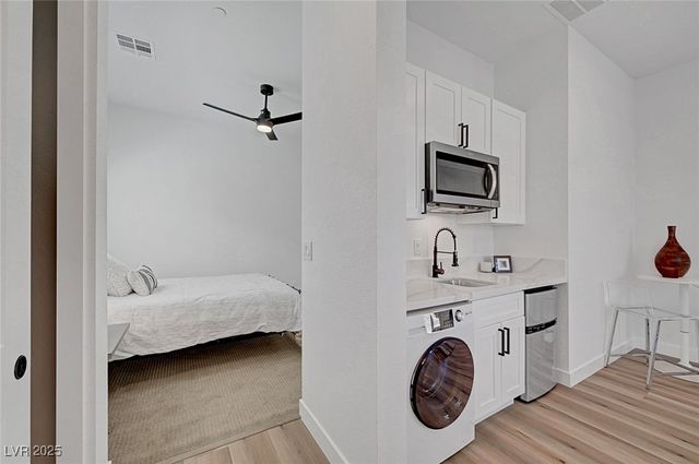 337 Meadow Brush Place, Henderson, NV 89011