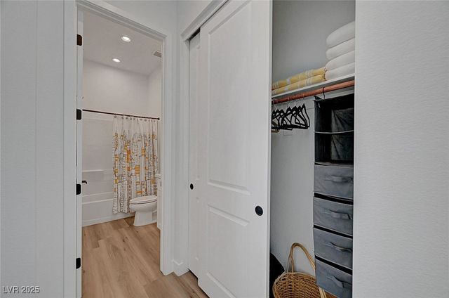 337 Meadow Brush Place, Henderson, NV 89011