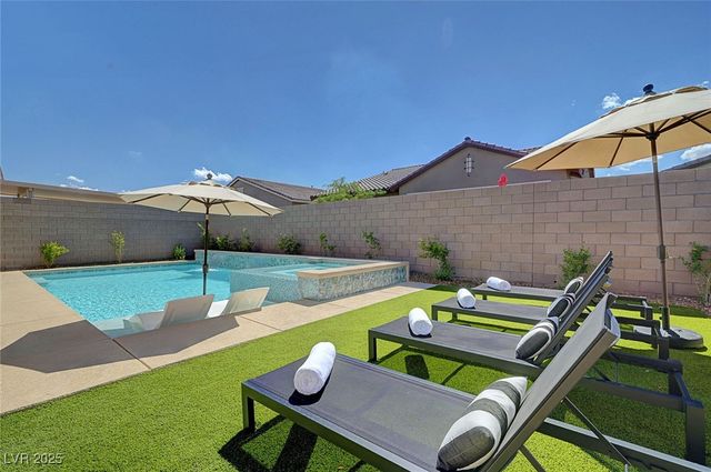 337 Meadow Brush Place, Henderson, NV 89011