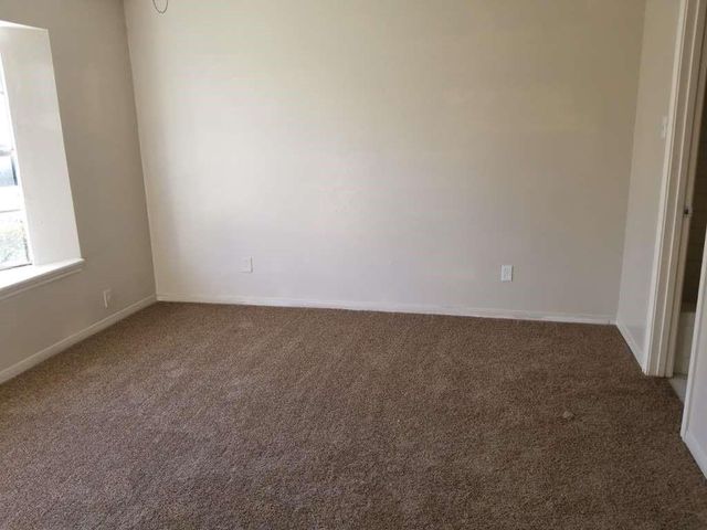2037 Country Village Boulevard A, Humble, TX 77338