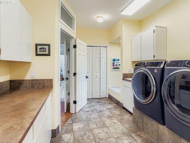 16293 Sw BELL Rd, Sherwood, OR 97140