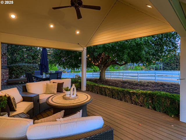 16293 Sw BELL Rd, Sherwood, OR 97140