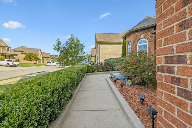 4024 Haversack Dr, Spring Hill, TN 37174