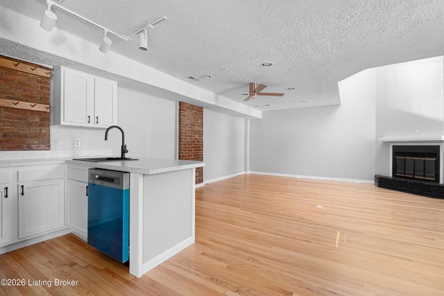 1128 Cherokee Rd APT 1A, Louisville, KY 40204