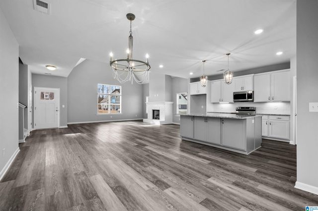 121 RIDGE BOULEVARD, Alabaster, AL 35007